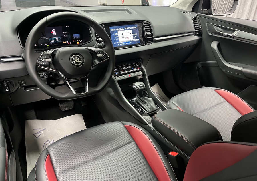 Интерьер китайского Skoda Karoq